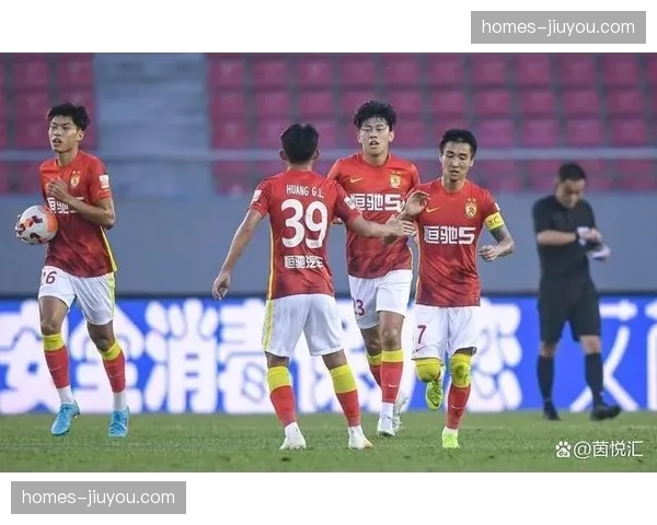 三镇客场防守部署针对性明确 限制河南反击成战术重点